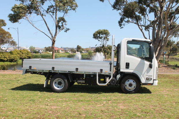 2021 ISUZU NLS 45-150 AWD TRAYPACK MANUAL TRAY