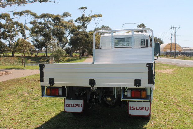 2021 ISUZU NLS 45-150 AWD TRAYPACK MANUAL TRAY