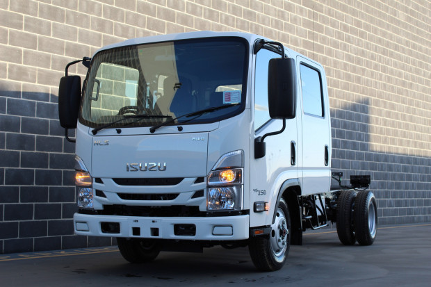 2022 ISUZU NLS 45-150 MANUAL CAB CHASSIS