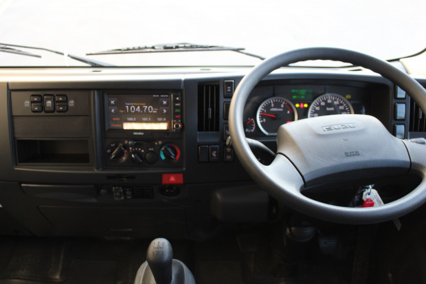 2022 ISUZU NLS 45-150 MANUAL CAB CHASSIS