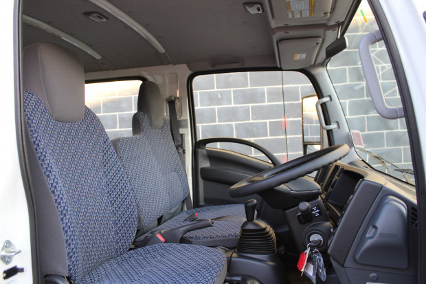 2022 ISUZU NLS 45-150 MANUAL CAB CHASSIS