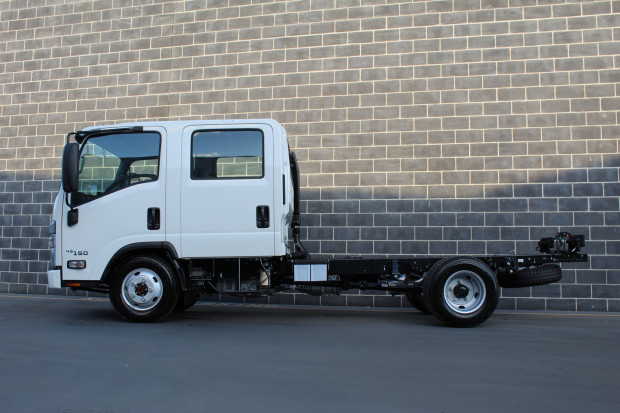2022 ISUZU NLS 45-150 MANUAL CAB CHASSIS