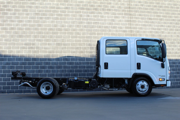 2022 ISUZU NLS 45-150 MANUAL CAB CHASSIS