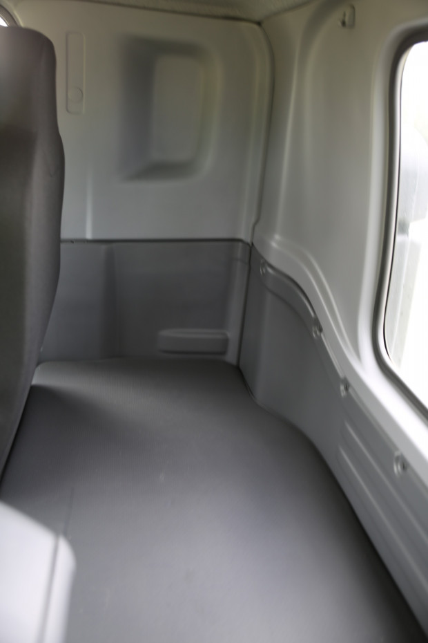2023 ISUZU FYJ 300-350 BUILD SLOTS SECURED JANUARY TRUCK FYJ 300-350 AUTOMATIC CONCRETE AGITATOR