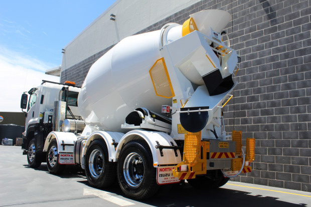 2023 ISUZU FYJ 300-350 BUILD SLOTS SECURED JANUARY TRUCK FYJ 300-350 AUTOMATIC CONCRETE AGITATOR