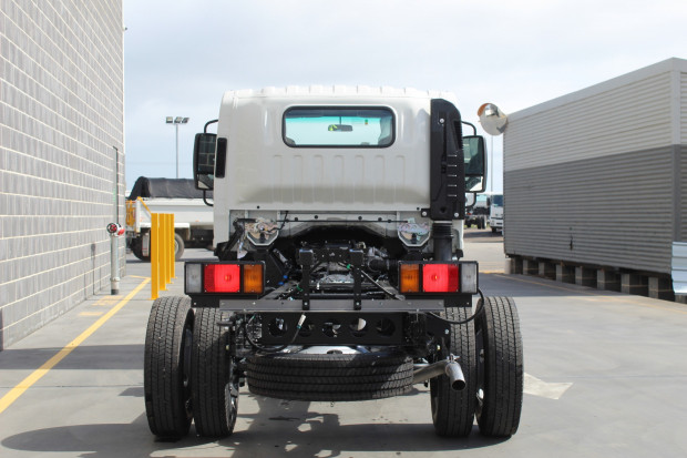 2022 ISUZU NNR 55/45-150 AMT CAB CHASSIS