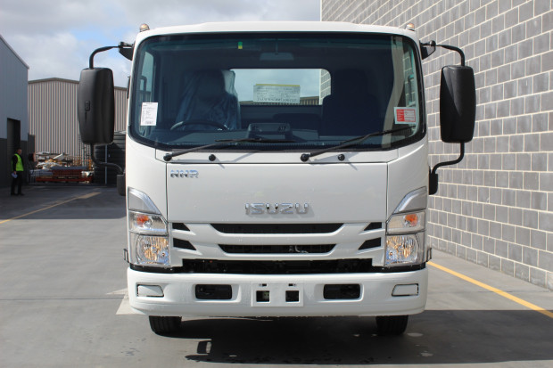 2022 ISUZU NNR 55/45-150 AMT CAB CHASSIS