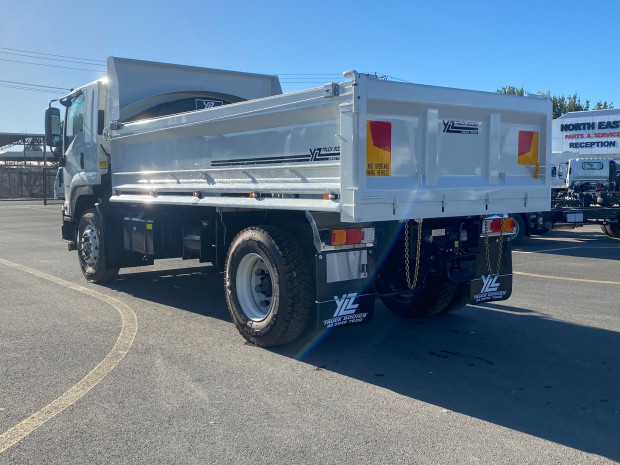2022 ISUZU FVR 165-300 YLZ 8T MANUAL TIPPER