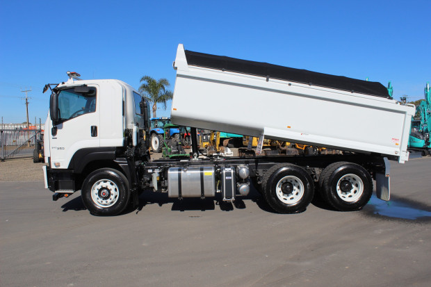 2023 ISUZU FXY 240-350 AUTOMATIC TIPPER