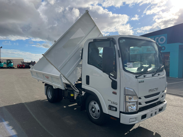 2025 ISUZU NMR NH MY21 60/45-150 6 SP AUTOMATED MANUAL TIPPER