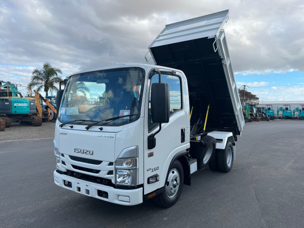2025 ISUZU NMR NH MY21 60/45-150 6 SP AUTOMATED MANUAL TIPPER