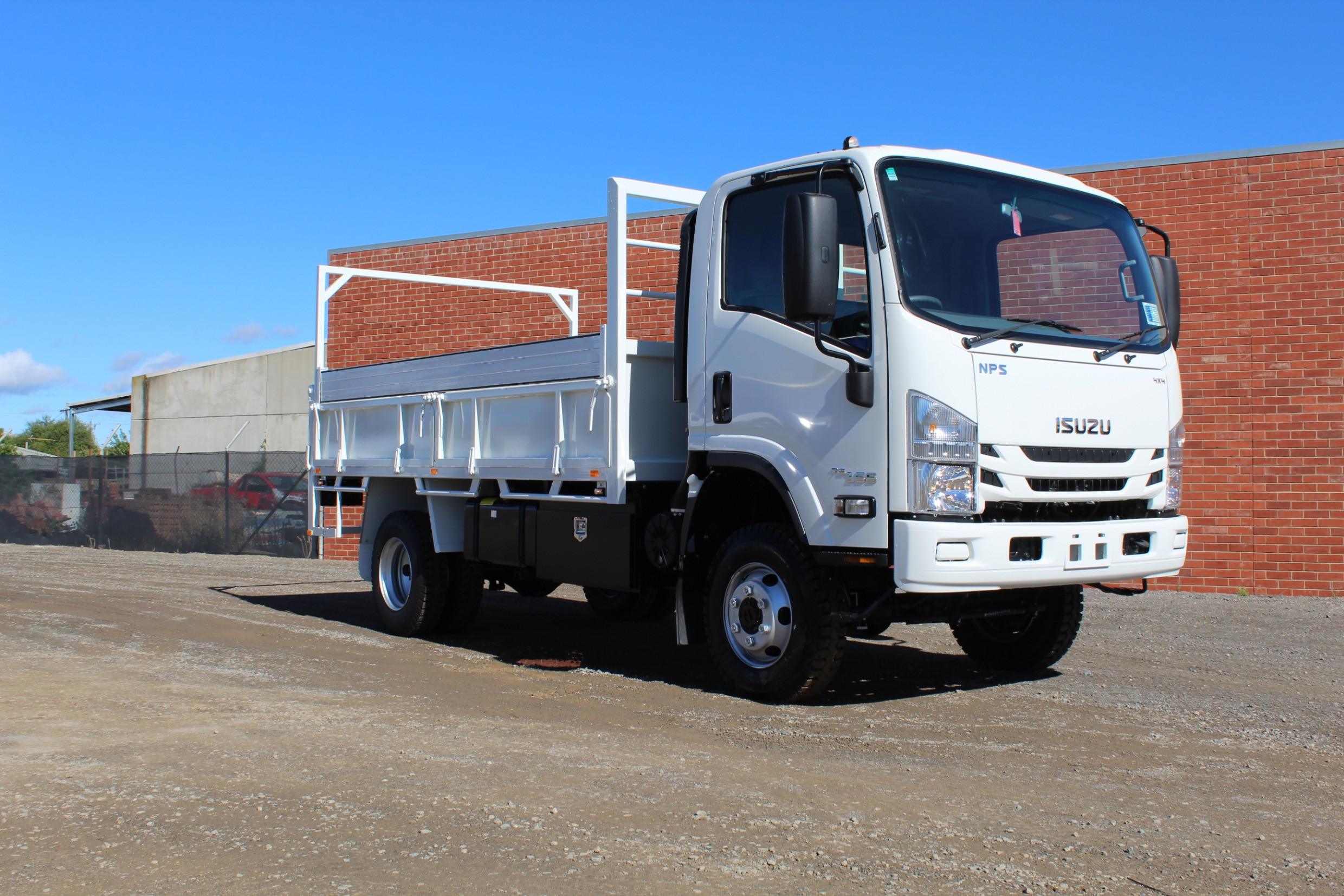 2021 ISUZU NPS 75/45-155 2-WAY MANUAL TIPPER