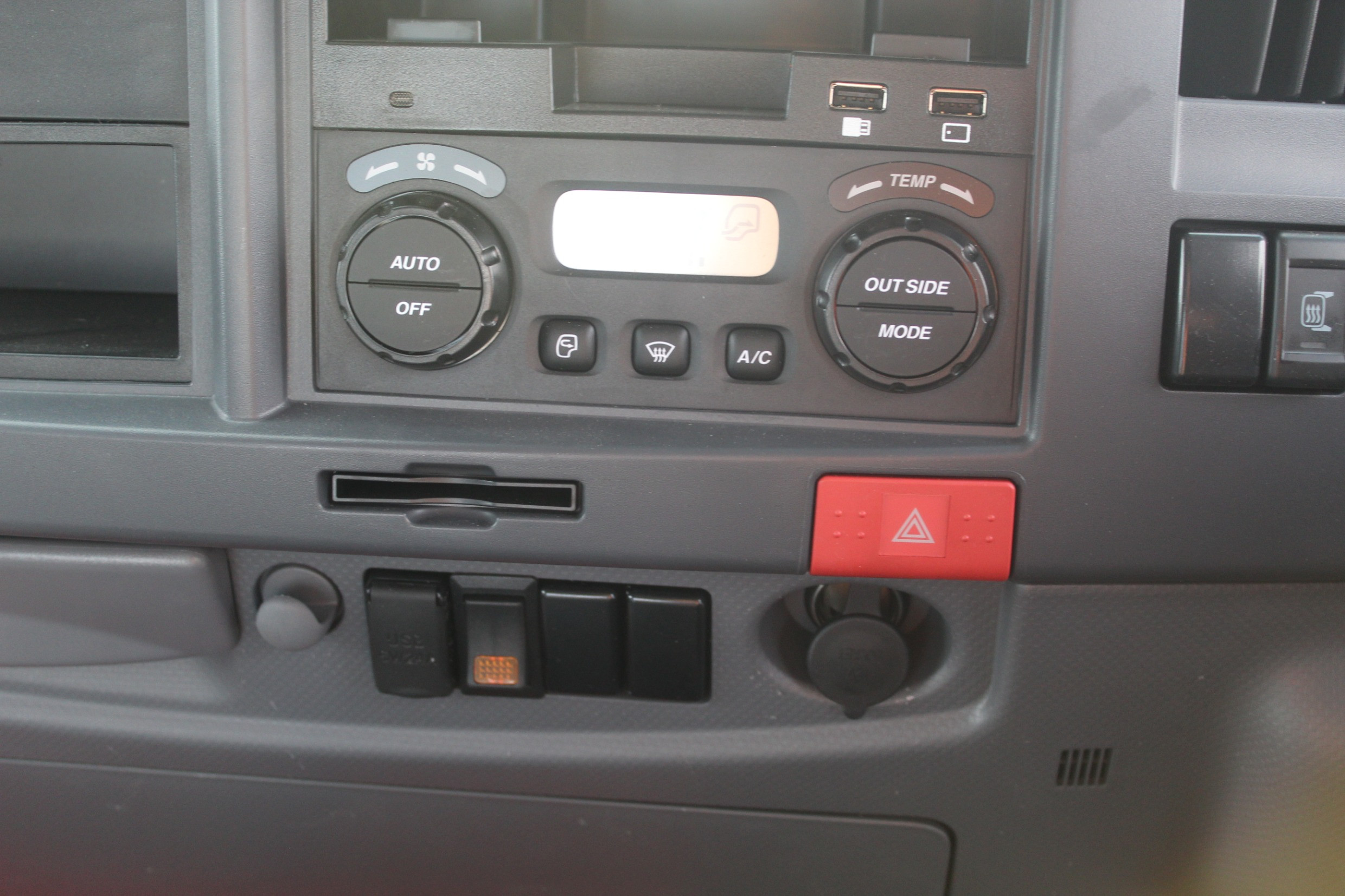 2023 ISUZU FYJ 300-350 AUTOMATIC CONCRETE AGITATOR