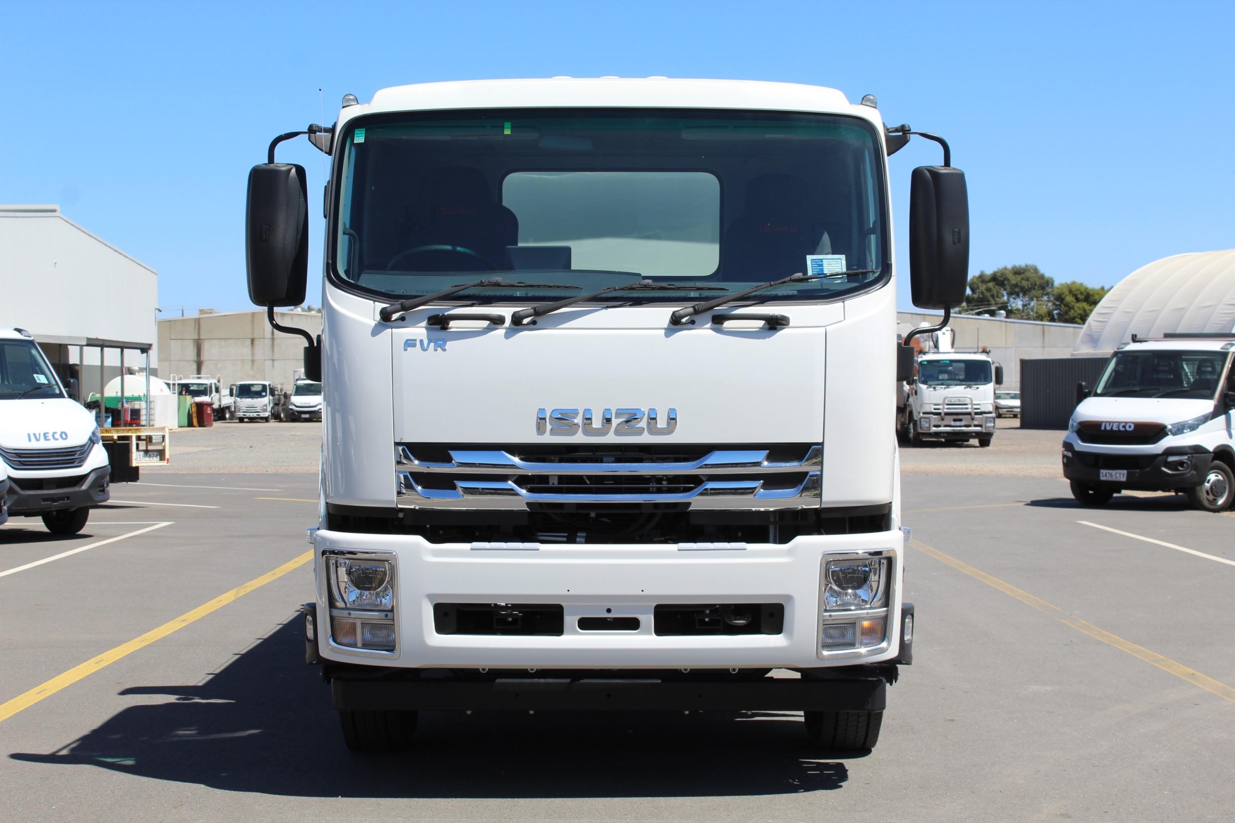 ISUZU TRUCK TIPPER