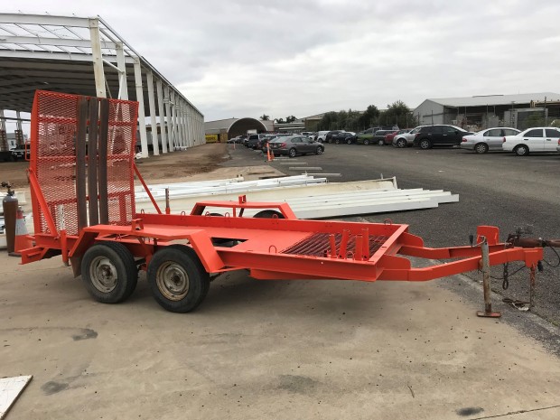 2016 CUSTOM TAG/PLANT(WITH RAMPS) TRAILER
