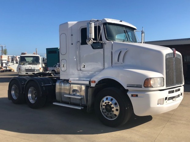 2003 KENWORTH T404 PRIME MOVER / PTO TRUCK MANUAL PRIMEMOVER