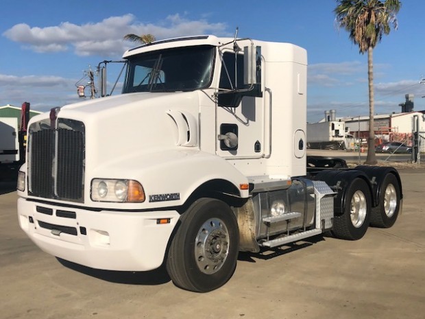 2003 KENWORTH T404 PRIME MOVER / PTO TRUCK MANUAL PRIMEMOVER