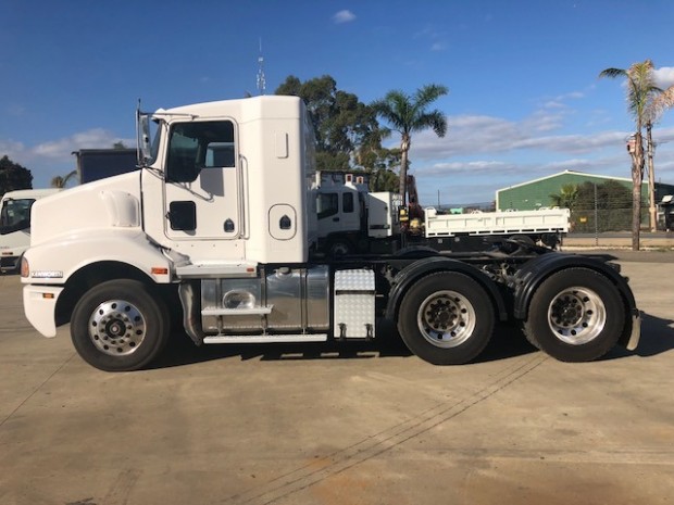 2003 KENWORTH T404 PRIME MOVER / PTO TRUCK MANUAL PRIMEMOVER
