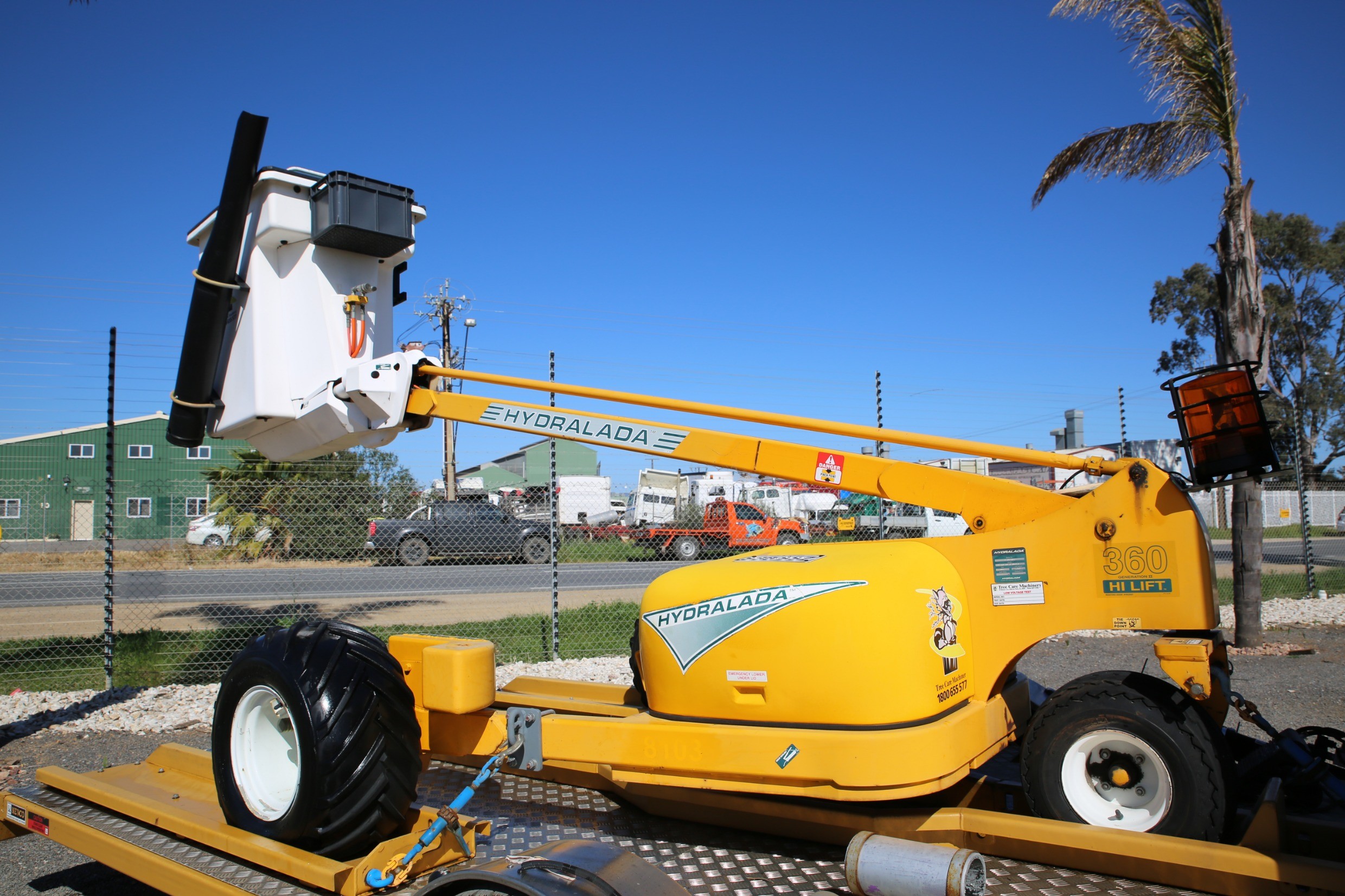 2010 HYDRALADA HI LIFT 360 EX-COUNCIL ACCESS &AMP; HEIGHT SAFETY BOOM LIFT