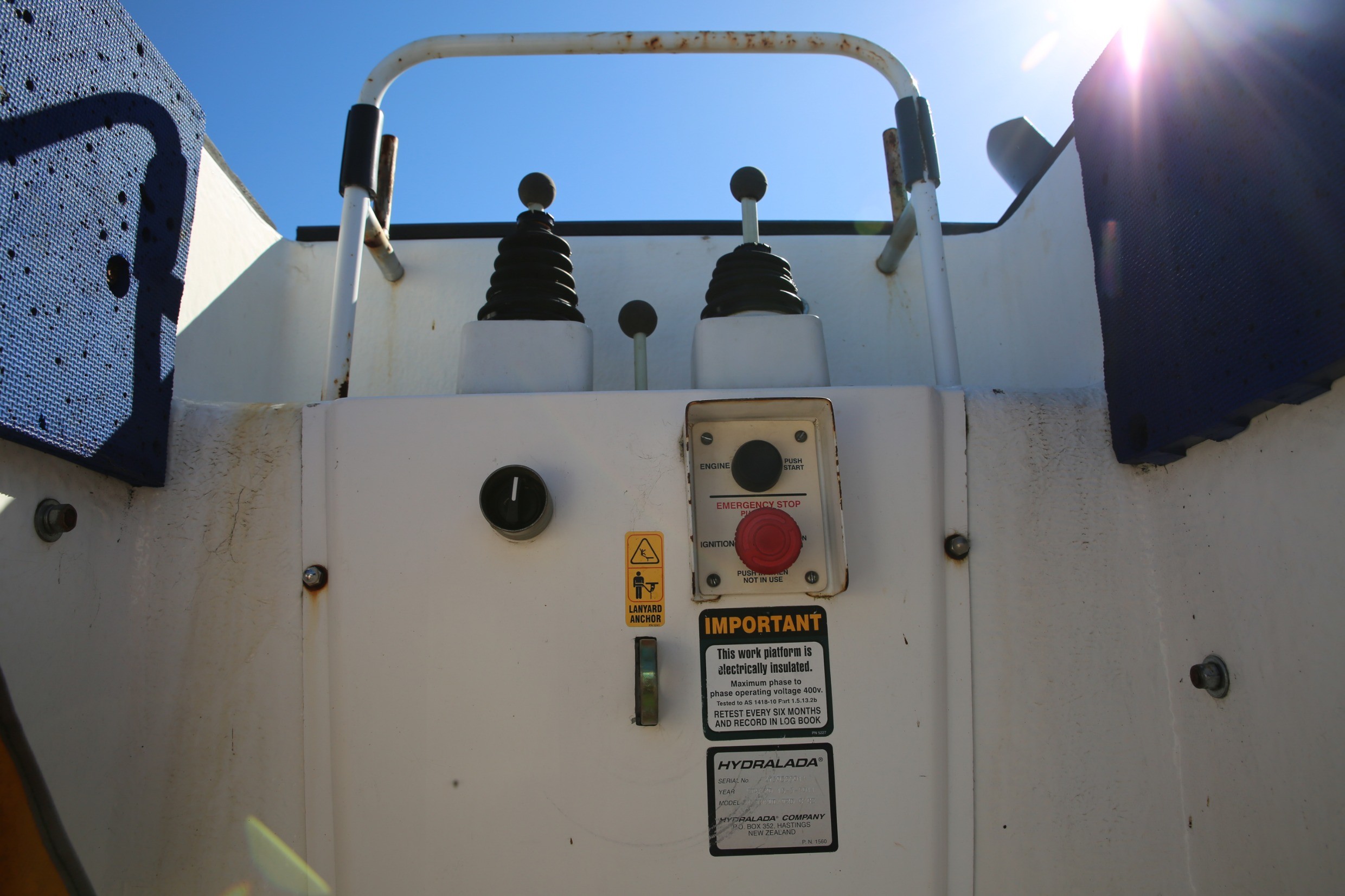 2010 HYDRALADA HI LIFT 360 EX-COUNCIL ACCESS &AMP; HEIGHT SAFETY BOOM LIFT