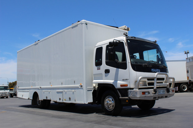 2006 ISUZU FRR525 MOBILE WORKSHOP / SHOWROOM MANUAL PANTECH