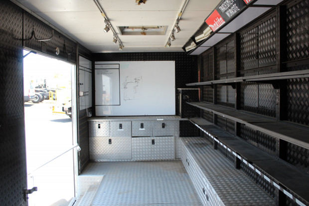 2006 ISUZU FRR525 MOBILE WORKSHOP / SHOWROOM MANUAL PANTECH