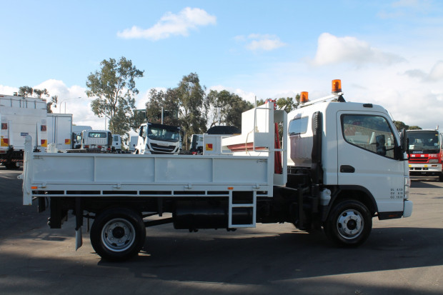 2008 MITSUBISHI FUSO CANTER 700/800 DAY CAB TIPPER W/CRANE