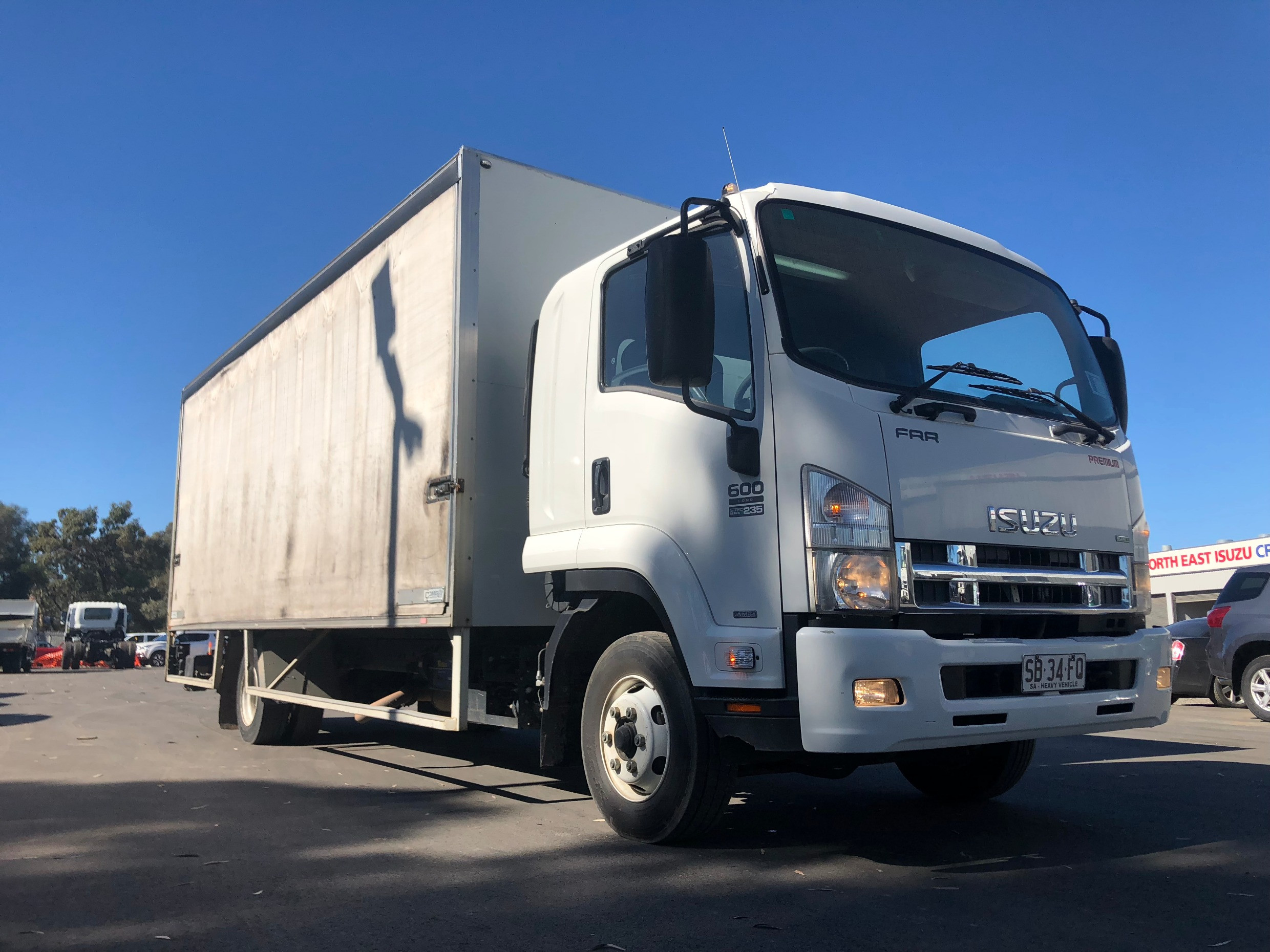 2012 ISUZU FRR600 PREMIUM AMT CURTAINSIDER TRUCK