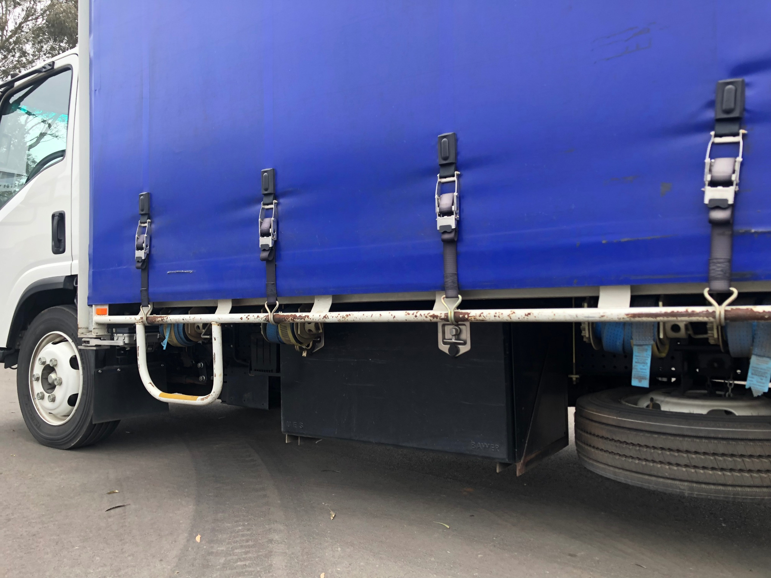 2008 ISUZU NQR450 ** VERY LOW KM'S ** 8 PALLET TRUCK MANUAL CURTAINSIDER