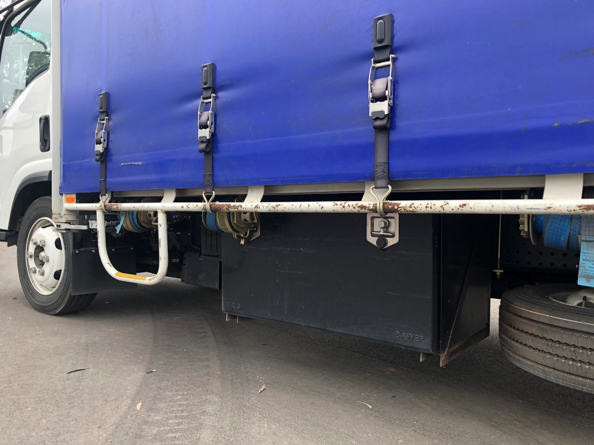 2008 ISUZU NQR450 ** VERY LOW KM'S ** 8 PALLET TRUCK MANUAL CURTAINSIDER