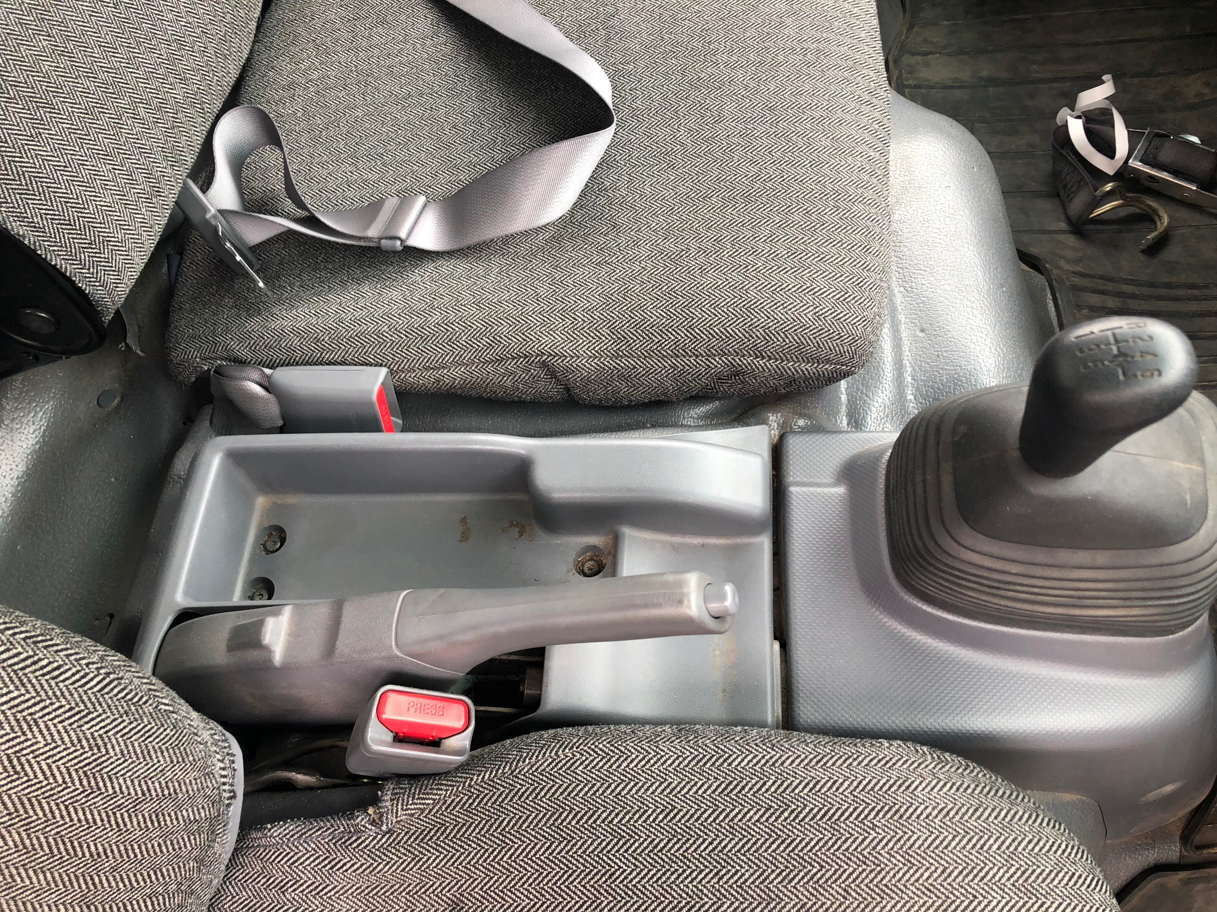 2008 ISUZU NQR450 ** VERY LOW KM'S ** 8 PALLET TRUCK MANUAL CURTAINSIDER