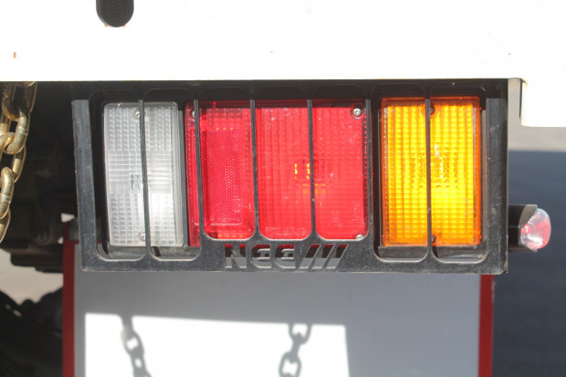 2009 ISUZU FSS550 HIGH & LOW RANGE 4X4 MANUAL CAB CHASSIS
