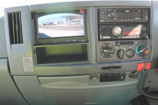 2009 ISUZU FSS550 HIGH & LOW RANGE 4X4 MANUAL CAB CHASSIS