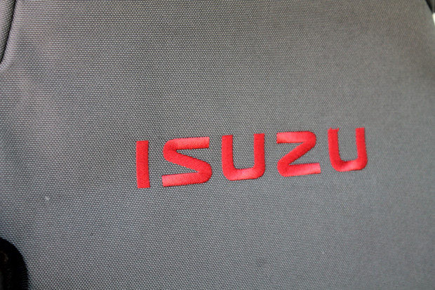 2009 ISUZU FSS550 HIGH & LOW RANGE 4X4 MANUAL CAB CHASSIS