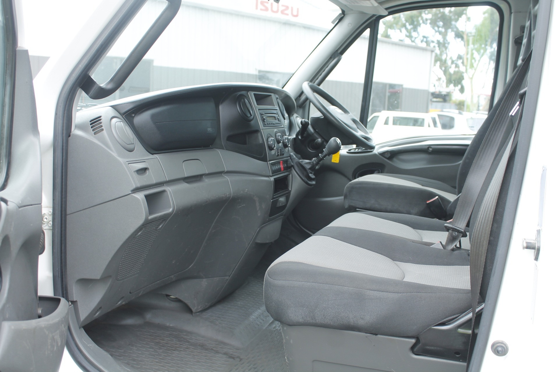 2015 IVECO DAILY 70C21 TRAY TOP TRUCK MANUAL TRAY
