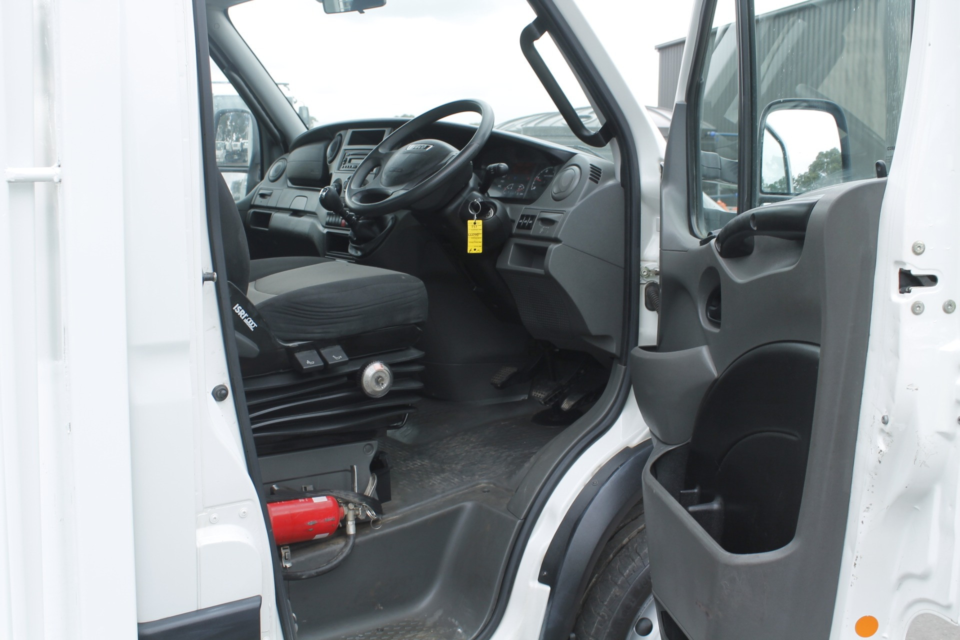 2015 IVECO DAILY 70C21 TRAY TOP TRUCK MANUAL TRAY