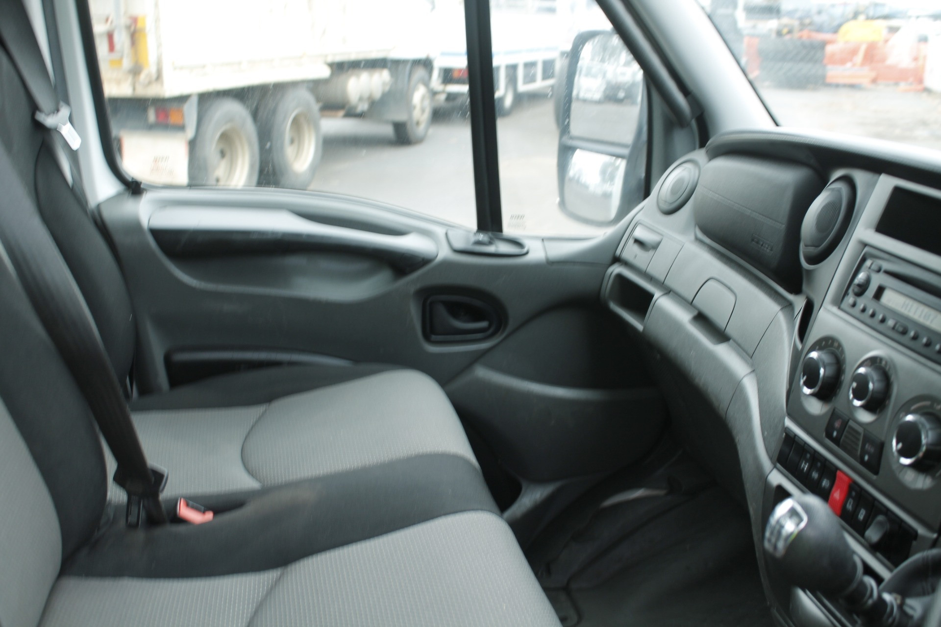 2015 IVECO DAILY 70C21 TRAY TOP TRUCK MANUAL TRAY