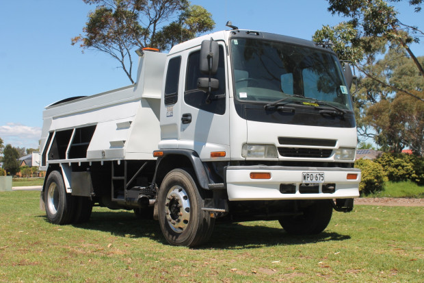 2001 ISUZU FVR950 HD LONG FLOCON UNIT ROAD MAINT TRUCK