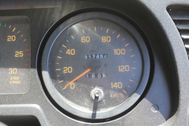 2001 ISUZU FVR950 HD LONG FLOCON UNIT ROAD MAINT TRUCK