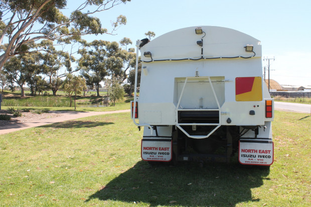 2001 ISUZU FVR950 HD LONG FLOCON UNIT ROAD MAINT TRUCK