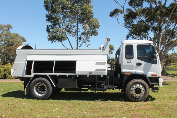 2001 ISUZU FVR950 HD LONG FLOCON UNIT ROAD MAINT TRUCK