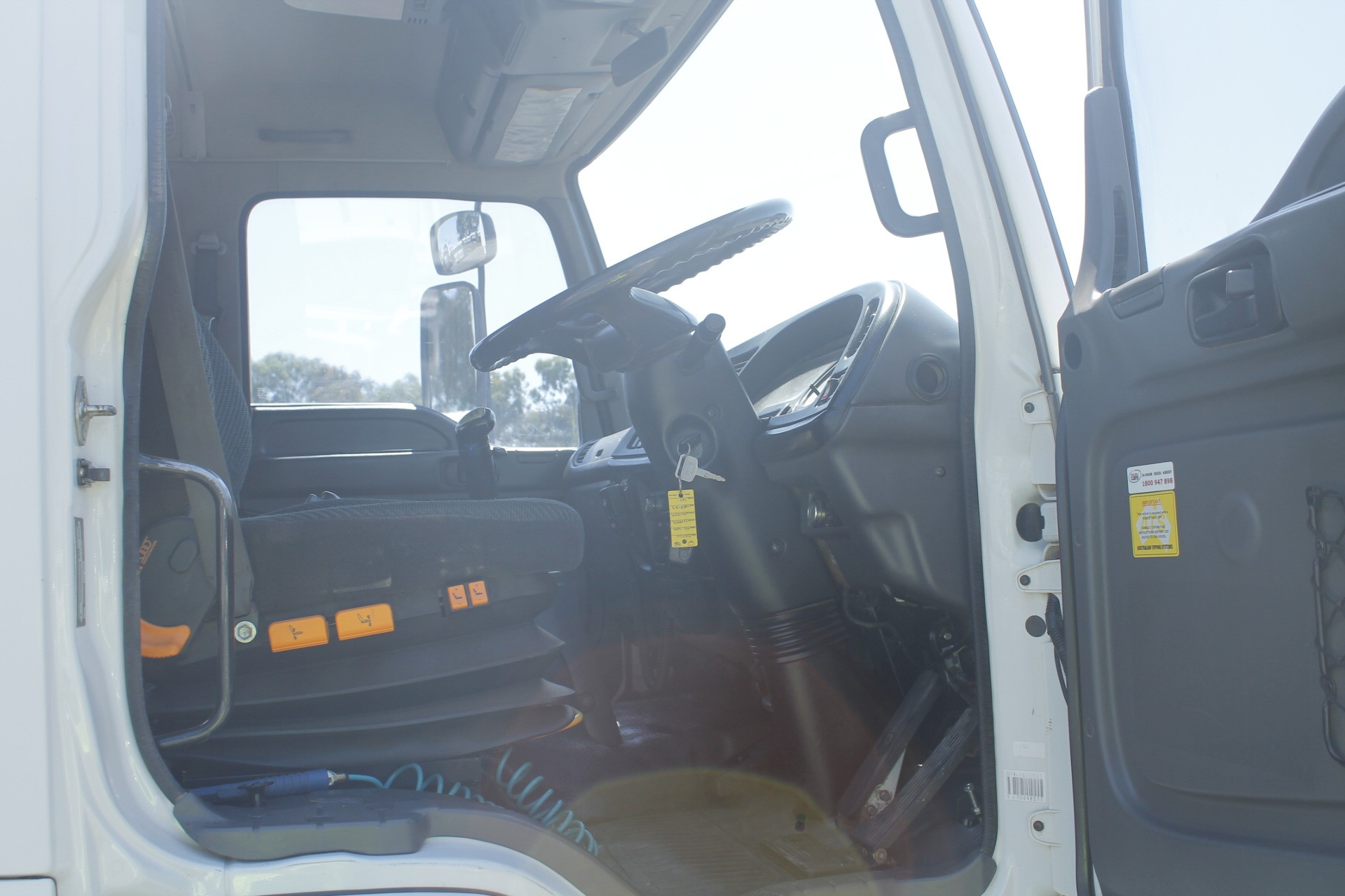 2007 ISUZU FVZ1400 MANUAL TIPPER TRUCK