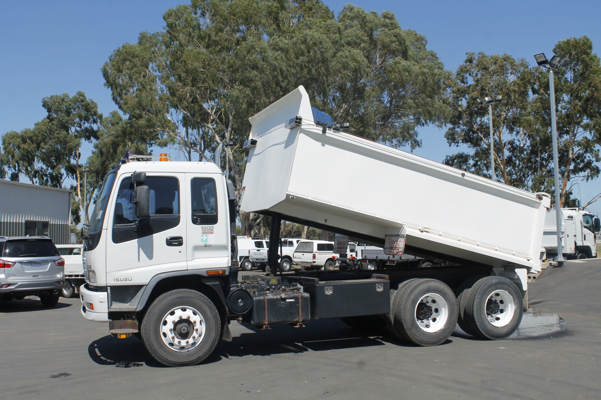 2007 ISUZU FVZ1400 MANUAL TIPPER TRUCK