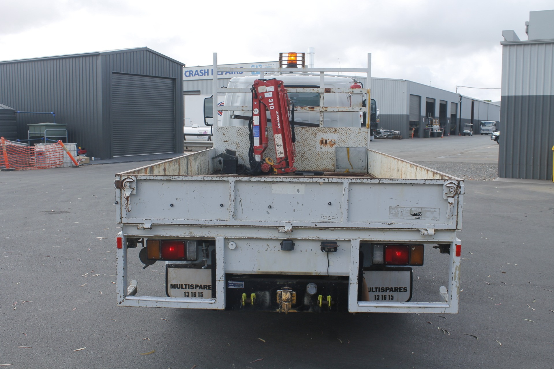 2006 ISUZU NPR200 MEDIUM TRAYTOP TRUCK MANUAL TRAY