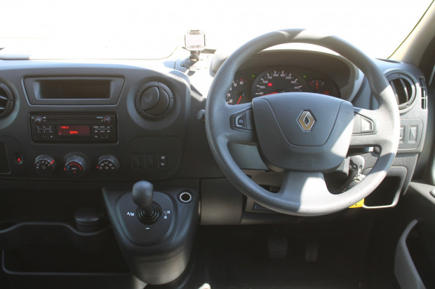 2016 RENAULT MASTER AUTOMATIC TRAY TOP