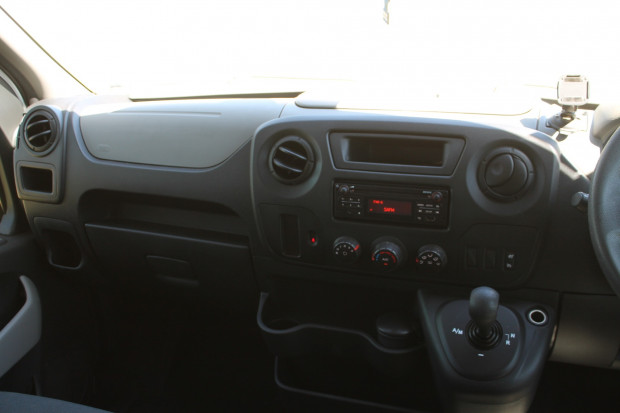 2016 RENAULT MASTER AUTOMATIC TRAY TOP