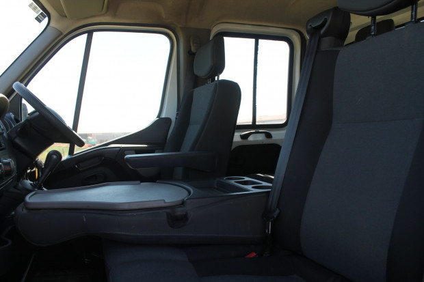 2016 RENAULT MASTER AUTOMATIC TRAY TOP