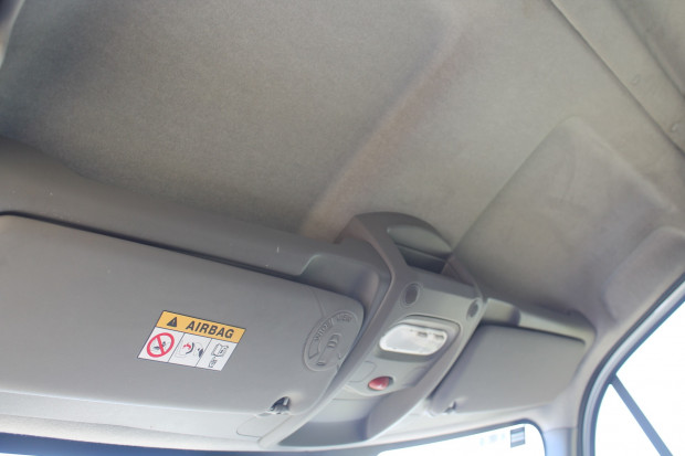 2016 RENAULT MASTER AUTOMATIC TRAY TOP
