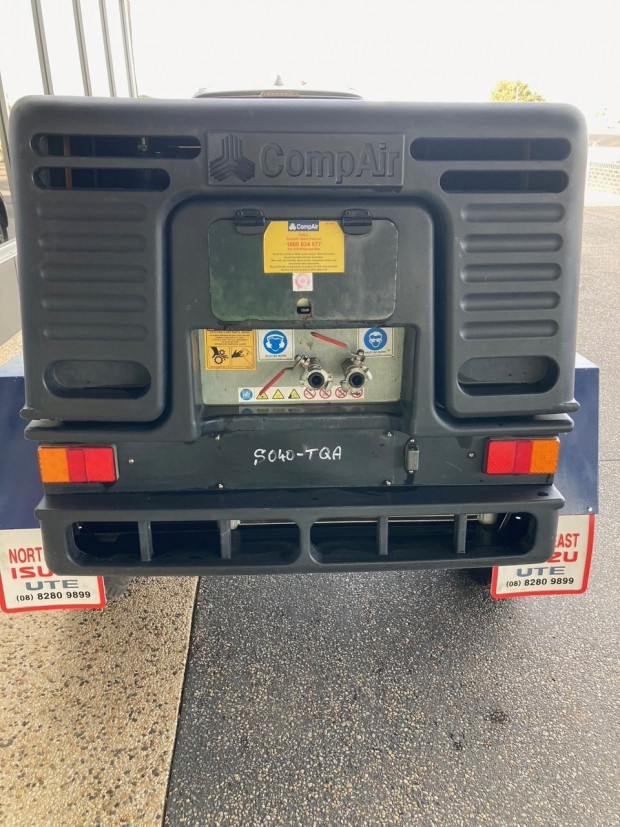 2014 COMPAIR C50 AIR COMPRESSOR ON TRAILER