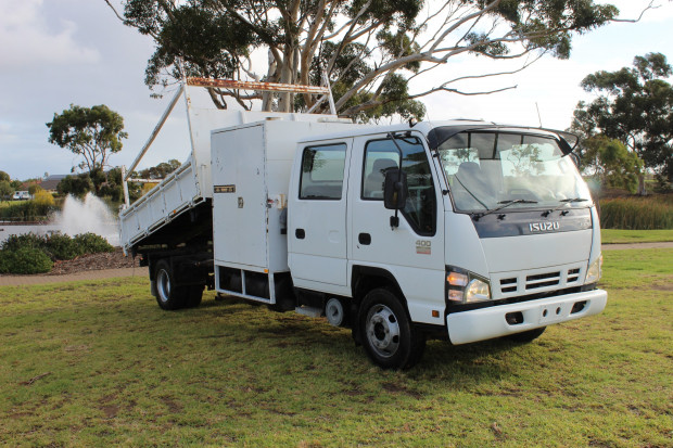 2007 ISUZU NPR400 7 SEATER MANUAL TIPPER